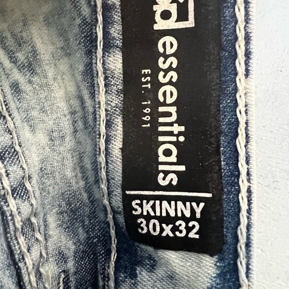 ESSENTIALS MEN’S SKINNY JEANS SZ 30x32 - Picture 5 of 8
